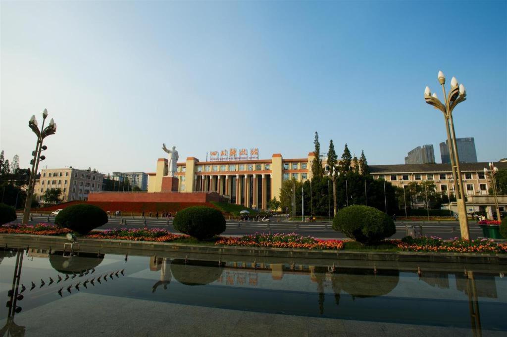 Ibis Chengdu Chunxi Road Shudu Mansion Otel Dış mekan fotoğraf